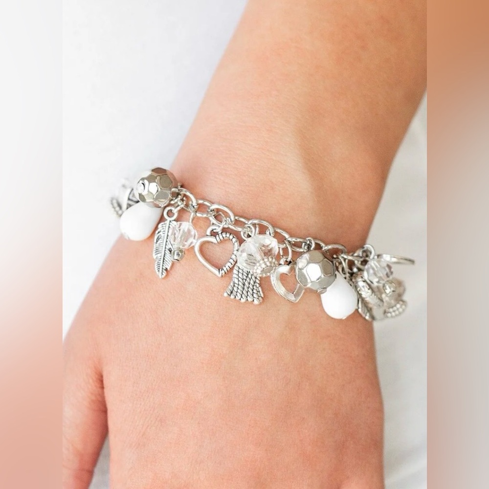 Paparazzi Charmingly Romantic White Bracelet